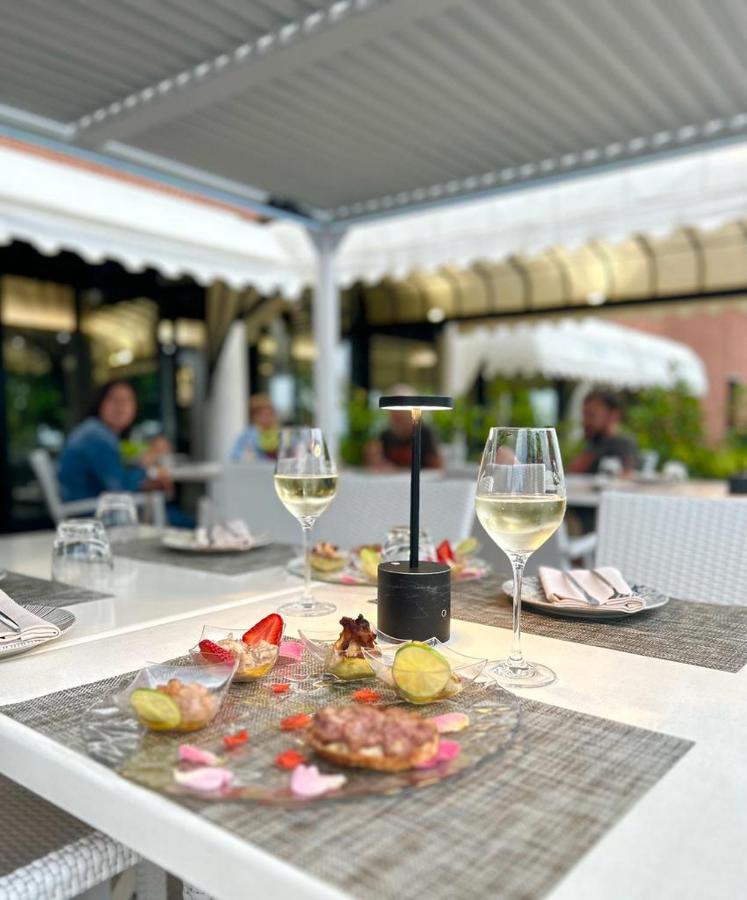 Hotel Gardenia Fiera Cermenate ภายนอก รูปภาพ